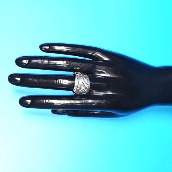 Beautiful Vintage 1960s Lily Flower Silver-Tone Spoon Ring – Size 9 - Picture 13 of 13
